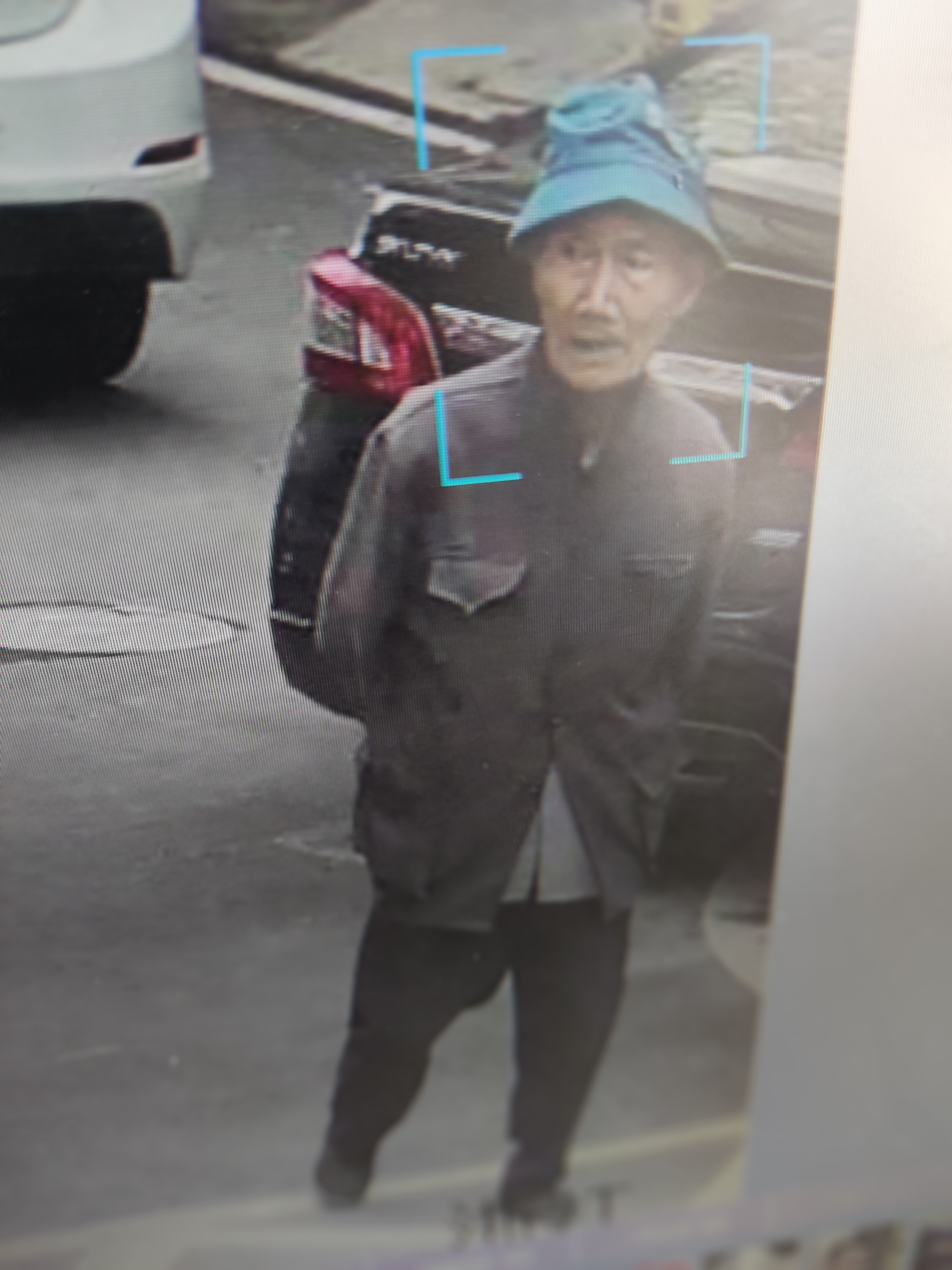 请大家帮帮我找寻家里的老人！ - 金正祥