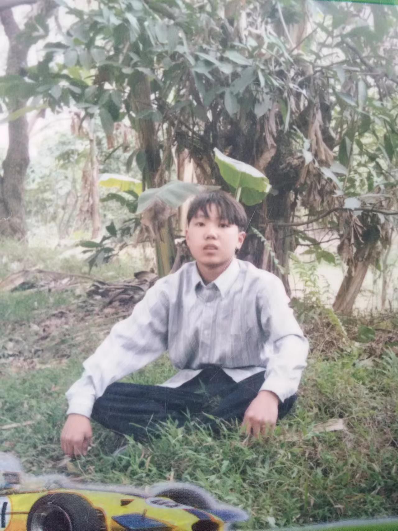 寻找哥哥李情谊，男，出生1983年3月9日永嘉人 - 李情谊