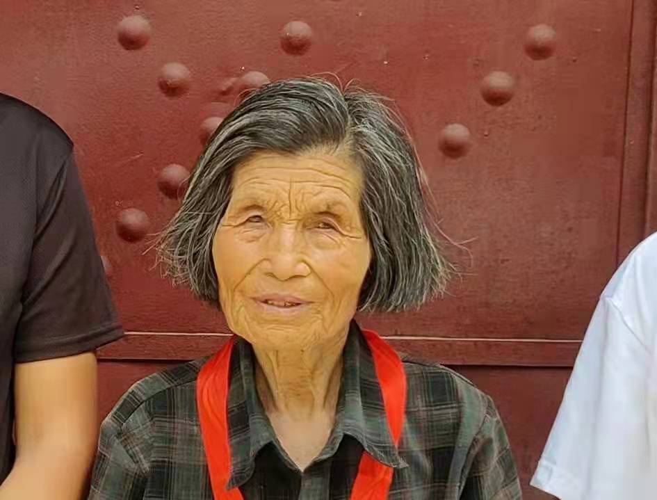 请知情者与我联系，家人非常着急，定重谢！ - 吴书敏