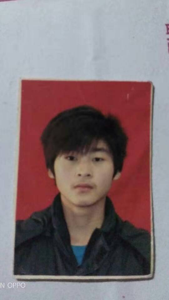 求大朋友们帮忙寻找一下，家里人急事着他 - 张福晴