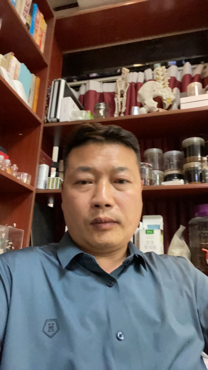 希望大家转发让我能见见父母 - 曹峰