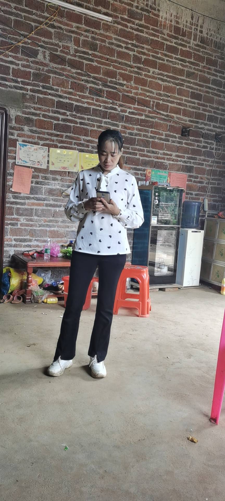 家里人非常焦心，两个孩子非常想念母亲！ - 冯白秀