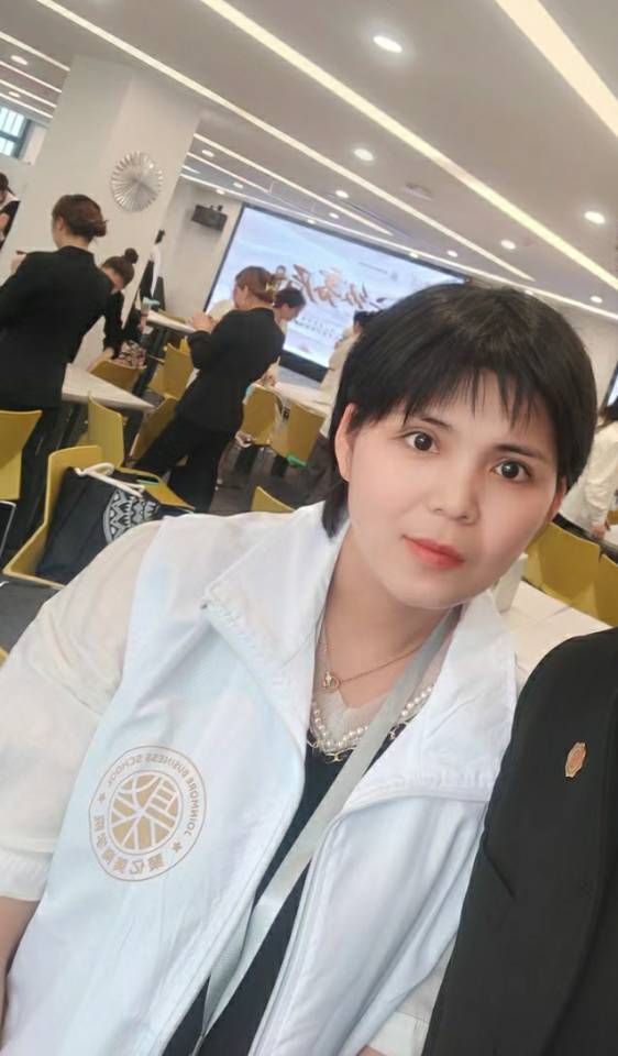 我很想你孩子也很想你，你的父母家人都在等你回家。 - 余俊燕