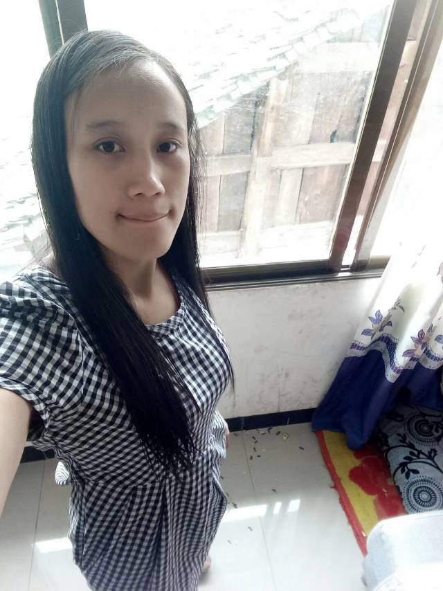 家里面人都很担心他 - 王文菊