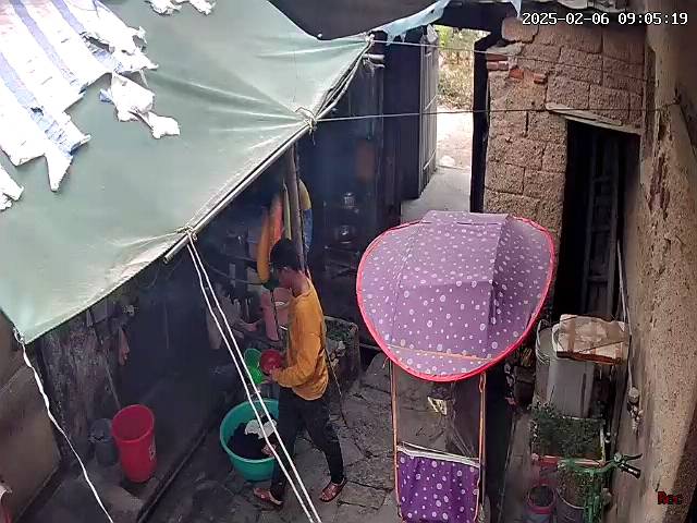 请大家帮忙你留意一下我的孩子梁杨 - 梁杨
