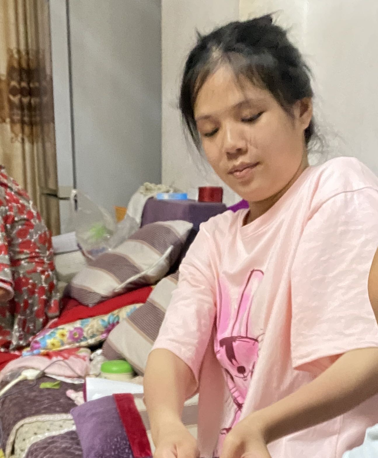 麻烦各位朋友帮忙留意转发 - 谭拂晓